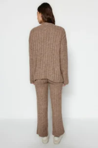 TRENDYOLMİLLA Mink Wide Pattern Soft textured Knitwear Top and Bottom Set - Image 5
