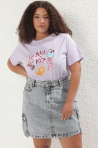 Trendyol Curve Lilac Cocktail Printed Fit Plus Size T-Shirt
