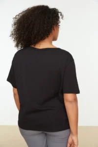 Trendyol Curve Black V-neck Basic 100% Cotton Knitting T-Shirt - Image 5