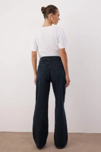 TRENDYOLMİLLA Dark Blue High Waist Cutaway Wide Leg Wide Leg jeans - Image 4