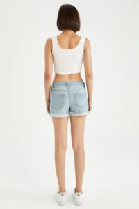 DeFacto Regular Waist folded Hem Jeans Shorts X3508az22sm - Image 5
