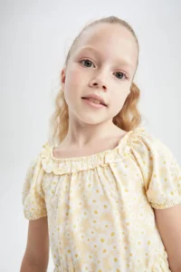 DeFacto Girls' Crop Floral Patterned Short Sleeve Blouse - Image 4
