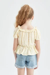 DeFacto Girls' Crop Floral Patterned Short Sleeve Blouse - Image 5
