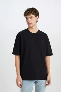 DeFacto Oversize Wide Fit Crew Neck Short Sleeve Basic Plain Heavy Fabric T-Shirt X3926az25sp - Image 4