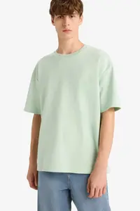 DeFacto Oversize Wide Fit Non-Iron Crew Neck Short Sleeved Basic Plain Heavy Fabric T-Shirt