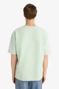 DeFacto Oversize Wide Fit Non-Iron Crew Neck Short Sleeved Basic Plain Heavy Fabric T-Shirt - Image 6