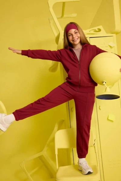 X9036A625AU-BURGUNDY_1