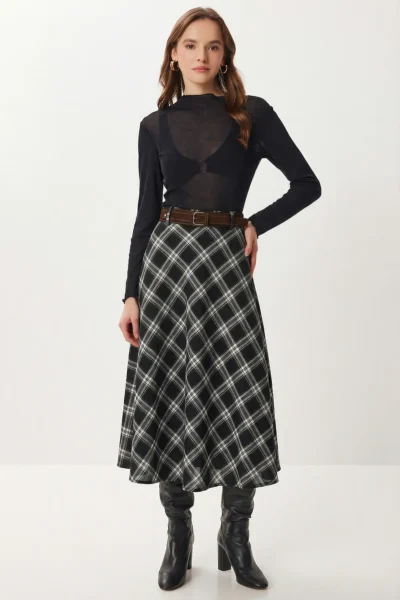 Lovelyİstanbul Arched Checkered Midi Weaving Skirt Black Gray