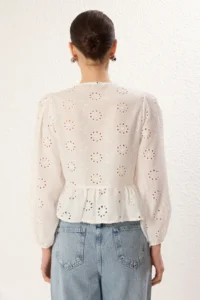 TRENDYOLMİLLA White embroidery Material Binding Detailed Regular Normal Pattern Weaving Shirt - Image 5