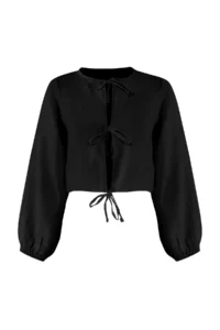 TRENDYOLMİLLA Black Weaving Binding Detailed 100% Linen Beach Crop Shirt - Image 13