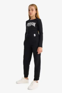 DeFacto Girls' Black Jogger Standard Fit School Sweatpants - Image 3