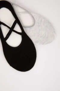DeFacto Women's 2-pack Cotton Non-Slip Sole Pilates Socks - Image 4