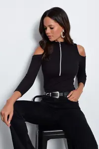 Cool & Sexy Women Black Zippered Camisole Blouse - Image 2