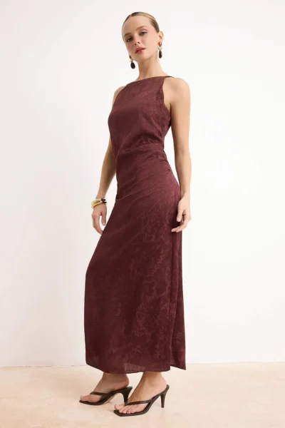TRENDYOLMİLLA Brown Ruffle and Drape Detailed Midi Weaving Dress