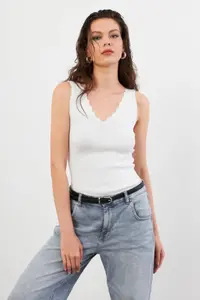 Cool & Sexy Women White Merdiven Yaka Knitwear Blouse - Image 5
