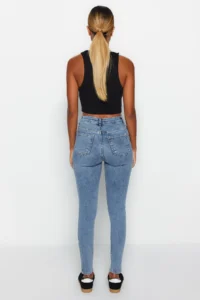 TRENDYOLMİLLA Light Blue Shaping Effect High Waist Flexible skinny jeans - Image 6
