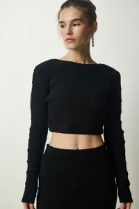 Happiness İstanbul Women's Black Ribbed Crop Knitwear Sweater Skirt Suit - Image 4