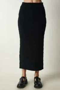 Happiness İstanbul Women's Black Ribbed Crop Knitwear Sweater Skirt Suit - Image 6