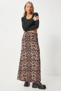 Happiness İstanbul Women's Black Beige Leopard Patterned Long Woven Skirt - Image 5