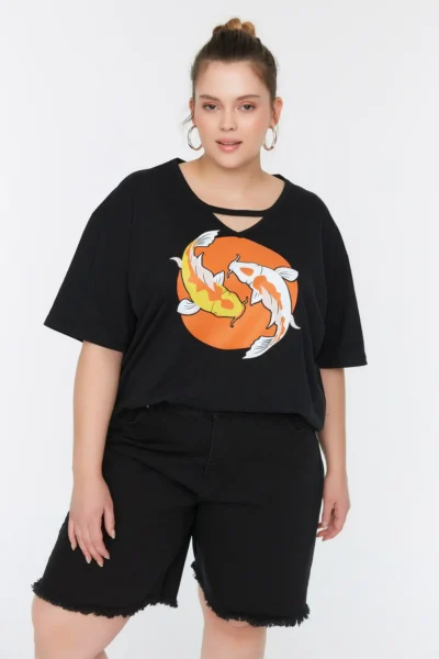 Trendyol Curve Black Oversized Fit Fish Printed 100% Cotton Knitting Plus Size T-Shirt