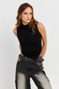 Cool & Sexy Women Black Sleeveless Crop Blouse - Image 4