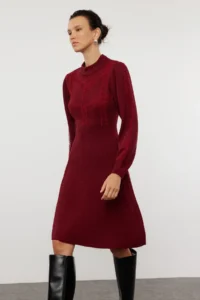 TRENDYOLMİLLA Burgundy Mini Knitwear Lace Dress - Image 2