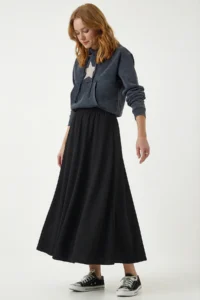 Lovelyİstanbul with pocket flared Knitting Skirt  Black - Image 2