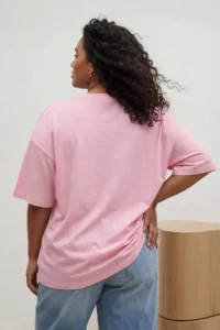 Trendyol Curve Pink Stoned Collar Relaxed Fit 100% Cotton Knitting Plus Size T-Shirt - Image 3
