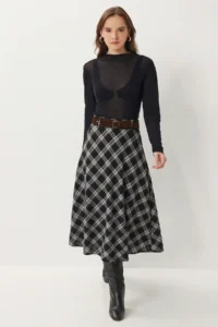 Lovelyİstanbul Arched Checkered Midi Weaving Skirt  Black Gray - Image 2