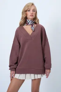 Trend Alaçatı Stili Brown V-Neck Double Breasted Oversized Sweatshirt - Image 2