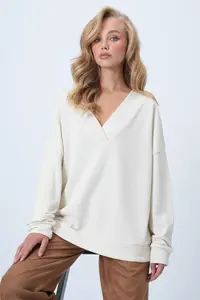 Trend Alaçatı Stili Women's Ecru V-Neck Double Breasted Oversized Sweatshirt ALC-X14555 - Image 5