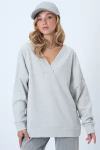 Trend Alaçatı Stili Grimelange V-Neck Double Breasted Oversized Sweatshirt - Image 3