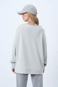 Trend Alaçatı Stili Grimelange V-Neck Double Breasted Oversized Sweatshirt - Image 5