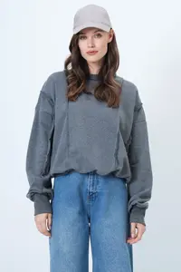 Trend Alaçatı Stili anthracite Stitching Detailed Oversized Design Sweatshirt - Image 3