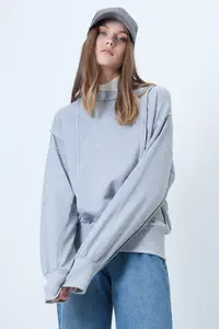 Trend Alaçatı Stili Oversized Design Sweatshirt with Grimelange Stitching Detail - Image 4