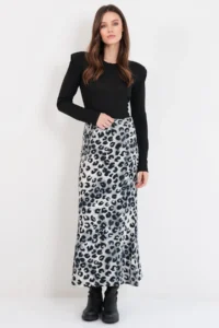Trend Alaçatı Stili Women's Gray Leopard Patterned Zippered Midi Length Satin Skirt ALC-X14781 - Image 2