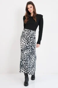 Trend Alaçatı Stili Women's Gray Leopard Patterned Zippered Midi Length Satin Skirt ALC-X14781 - Image 3