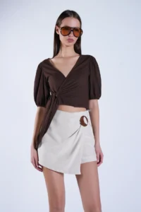 Trend Alaçatı Stili Women's Cream Wrap Cut Linen Shorts Skirt with Wooden Buckle and Hidden Zipper ALC-X15131 - Image 4