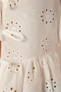 TRENDYOLMİLLA White embroidery Material Binding Detailed Regular Normal Pattern Weaving Shirt - Image 4