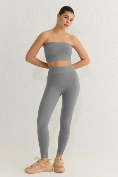 TRENDYOLMİLLA Gray seamless/Seamless Full Size Knitting Sports Leggings