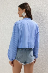 TRENDYOLMİLLA Mavi Striped Weaving Binding Detailed Beach Crop Shirt - Image 4