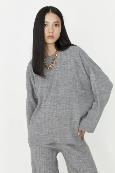TRENDYOLMİLLA Gray Wide Pattern Basic Fitted Knitwear Top and Bottom Set