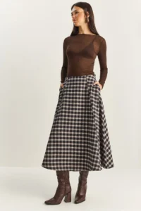 Bianco Lucci Women's Plaid Patterned A-Line Long Skirt with Pocket Detail