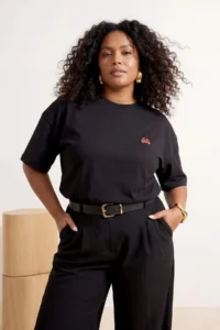 Trendyol Curve Black 100% Cotton Embroidered Oversized/Wide Pattern Crew Neck Knitting Plus Size T-Shirt - Image 3