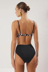 TRENDYOLMİLLA Leopard Patterned balconette Covered Regular High Waist Bikini Set - Image 5