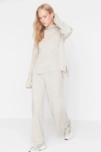 TRENDYOLMİLLA Beige Dog collar Knitwear Top and Bottom Set
