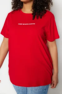 Trendyol Curve Red relaxed Fit Slogan Printed Crew Neck 100% Cotton Knitting Plus Size T-Shirt - Image 3