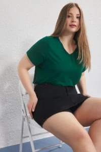 Trendyol Curve Emerald Green Regular Fit V-neck Plus Size T-Shirt