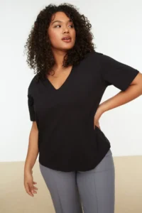Trendyol Curve Black V-neck Basic 100% Cotton Knitting T-Shirt - Image 3