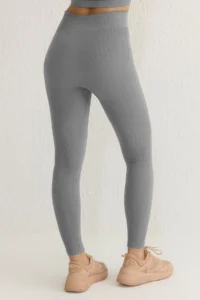 TRENDYOLMİLLA Gray seamless/Seamless Full Size Knitting Sports Leggings - Image 4